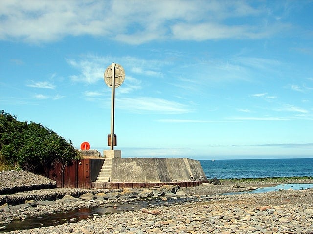 Llanina-beach
