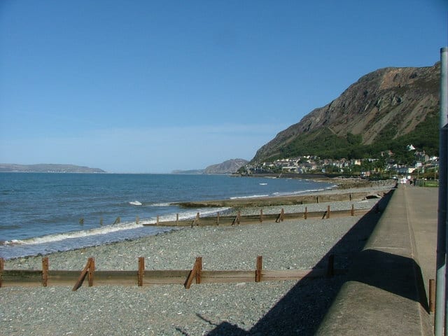Llanfairfechan-beach