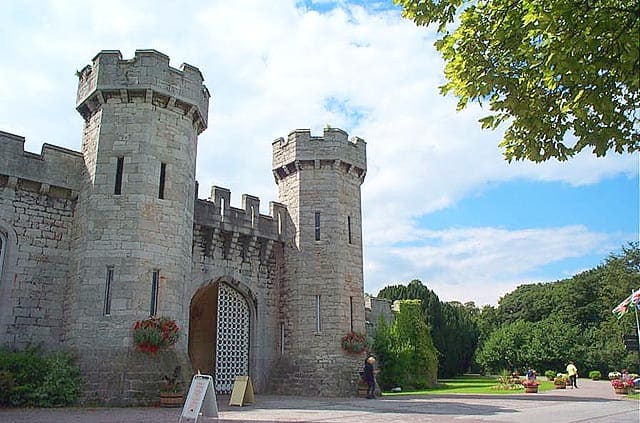 Bodelwyddan-Castle