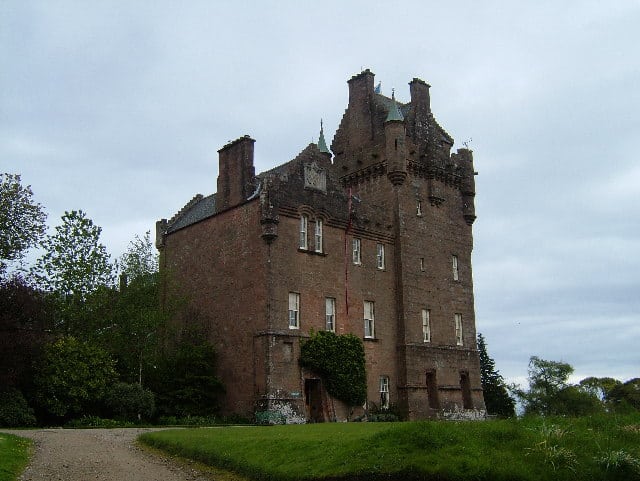 Brodick-Castle