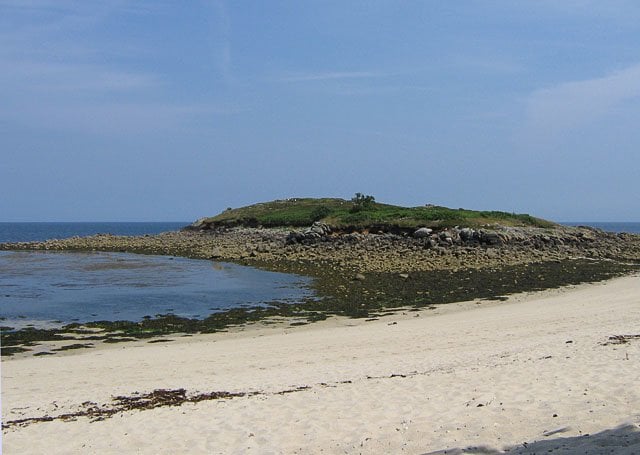 Pelistry-Bay-beach