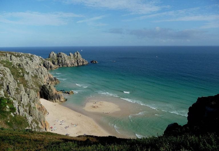 treen cove cornwall 768x530