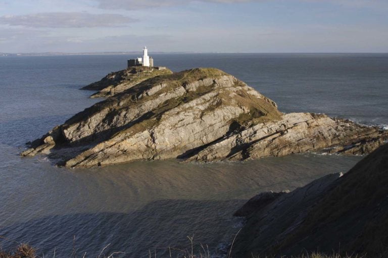 mumbles lighthouse 768x512