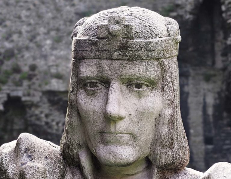 Middleham Castle 768x594