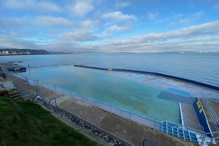 Shoalstone Outdoor Pool 768x512