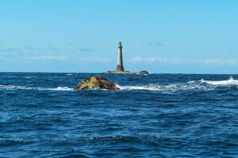 Chicken Rock lighthouse 1010228 768x512