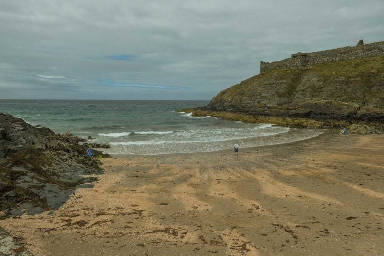Fenella Beach 1010071 768x512