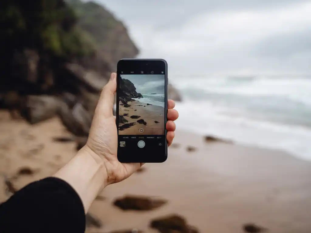 Don’t Leave Your Holiday Photos Stuck on Your Phone